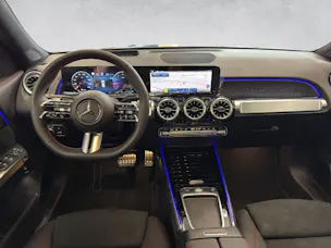 MERCEDES-BENZ GLB 200 AMG Line