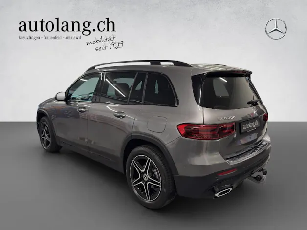 MERCEDES-BENZ GLB 200 AMG Line