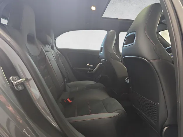 Mercedes-Benz A 250 AMG Line 4Matic