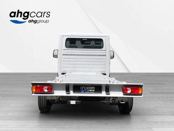 Vehicle image 3 Vehicle image 3