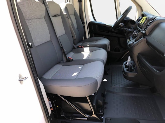 Vehicle image 7 Vehicle image 7