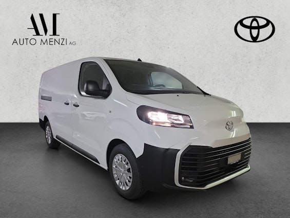 First vehicle image