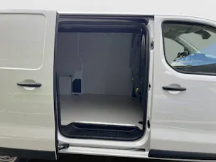 Opel Vivaro cargo 2.0 D 144 S/S