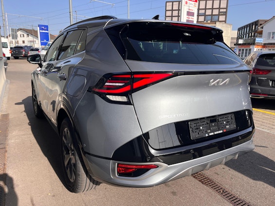 Vehicle image 14 Vehicle image 14