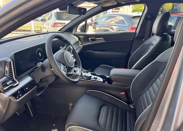 Vehicle image 15 Vehicle image 15