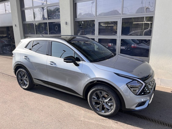 Vehicle image 6 Vehicle image 6