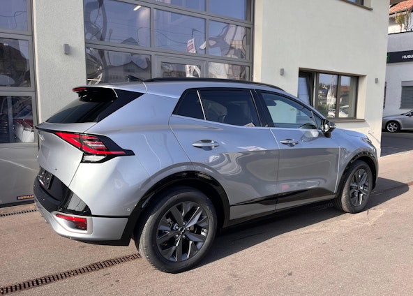 Vehicle image 8 Vehicle image 8