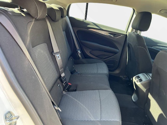 Vehicle image 7 Vehicle image 7