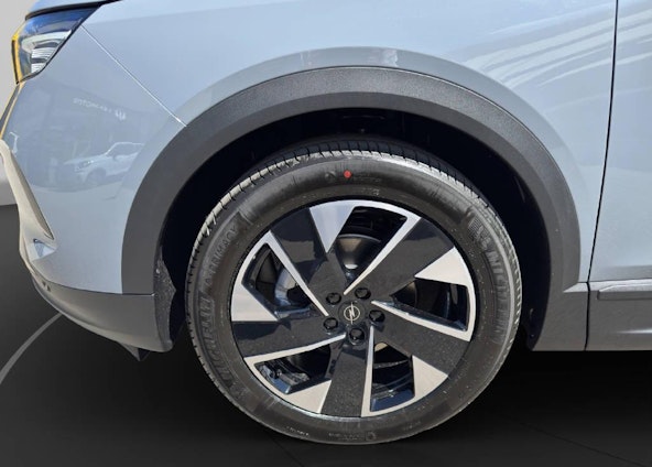 Vehicle image 9 Vehicle image 9