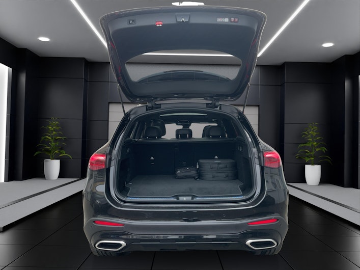Vehicle image MERCEDES-BENZ GLC 400