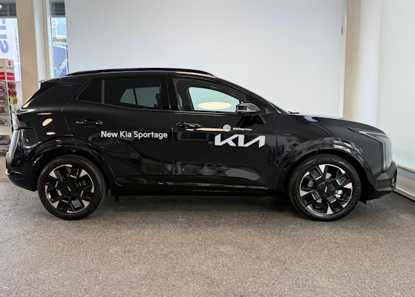 Vehicle image 3 Vehicle image 3