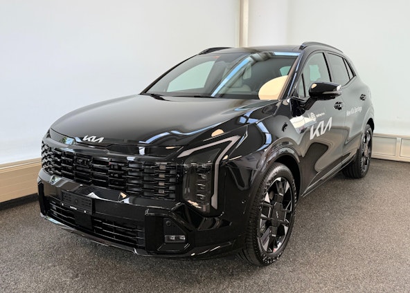 First vehicle image First vehicle image