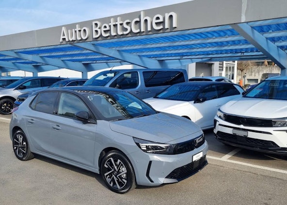 Vehicle image 9 Vehicle image 9