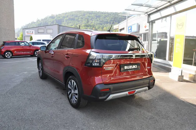 Suzuki S-Cross 1.4 T Compact Top Hybrid 4x4