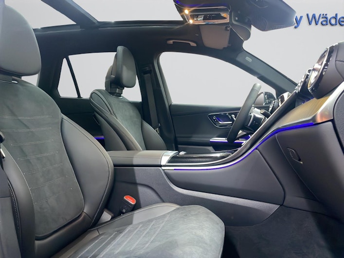 Vehicle image MERCEDES-BENZ GLC 300