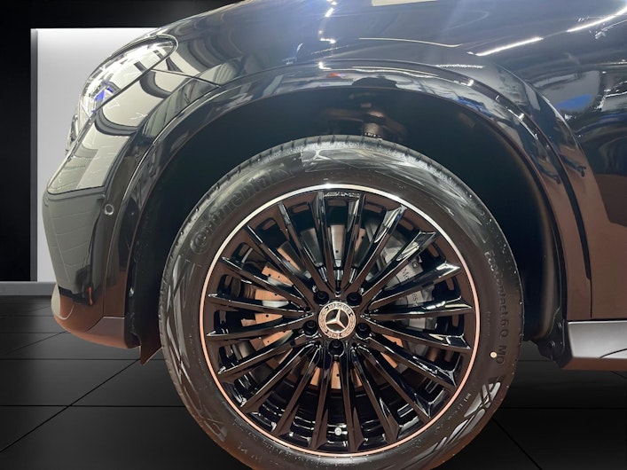 Vehicle image MERCEDES-BENZ GLC 300