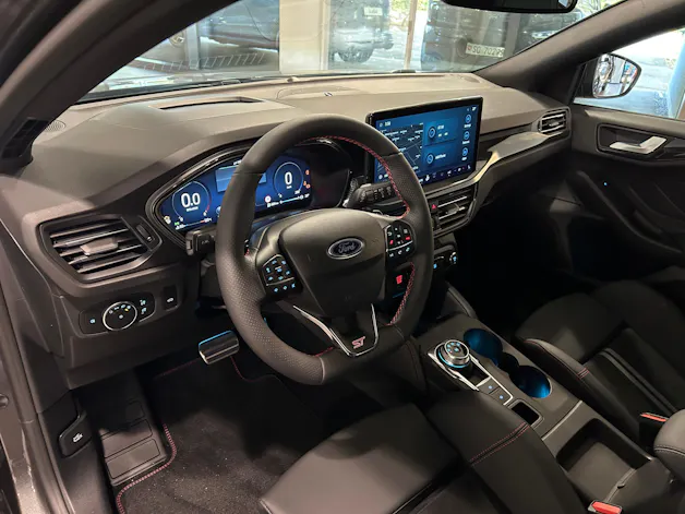 Ford Focus 2.3 ST X Automat