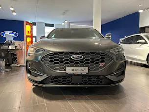 Ford Focus 2.3 ST X Automat