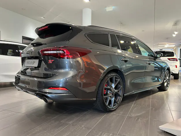 Ford Focus 2.3 ST X Automat