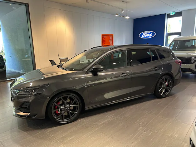 Ford Focus 2.3 ST X Automat