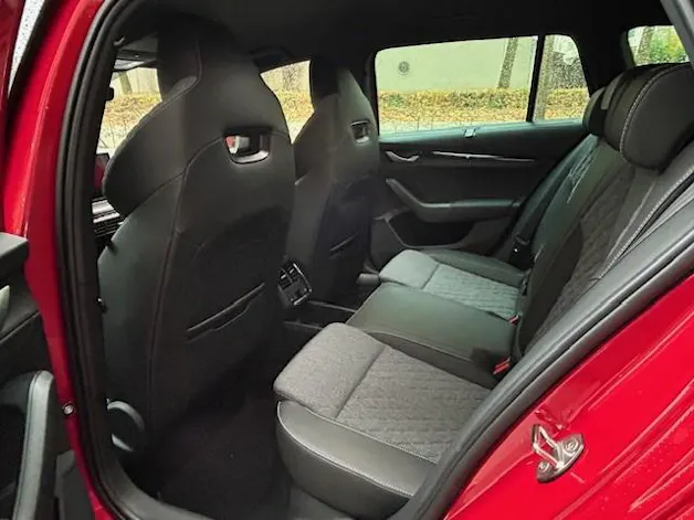 Škoda Octavia Combi 1.5 TSI mHEV DSG Sport Line