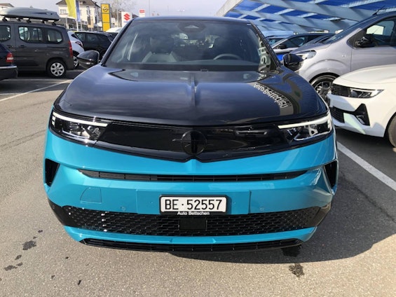 Vehicle image 12 Vehicle image 12