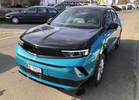 Vehicle image 13 Vehicle image 13