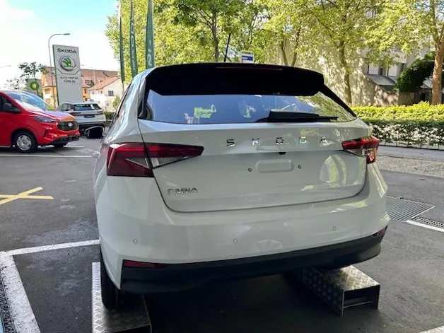 Škoda Fabia 1.0 TSI Selection DSG