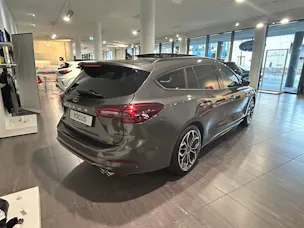Ford Focus 1.0 MHEV ST-Line X Automat