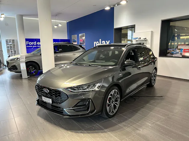 Ford Focus 1.0 MHEV ST-Line X Automat