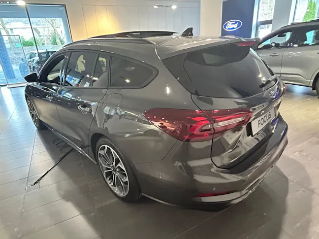 Ford Focus 1.0 MHEV ST-Line X Automat