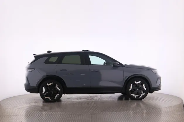 Opel -e Ultimate AWD