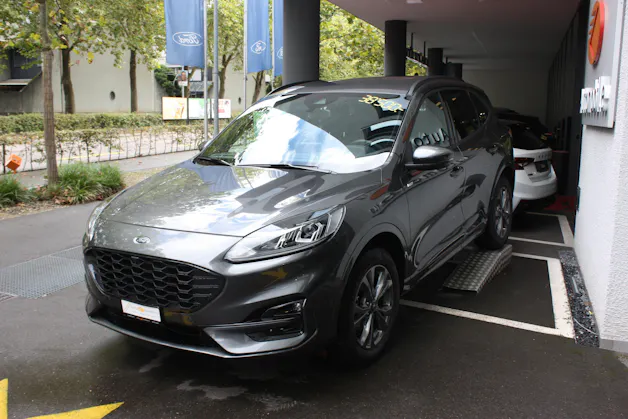 Ford Kuga 2.5 FHEV ST-Line 4WD