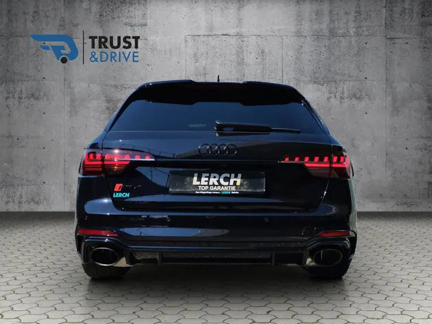 Audi RS4 Avant Competition Plus