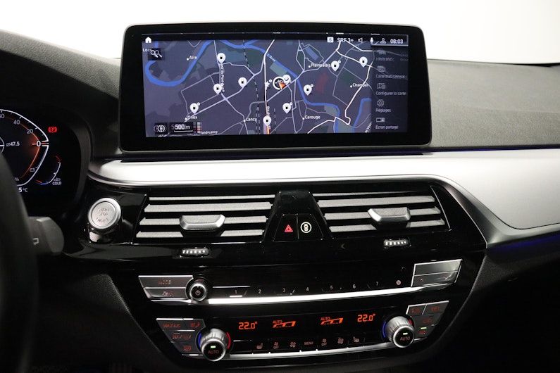 Vehicle image BMW 5 SERIES