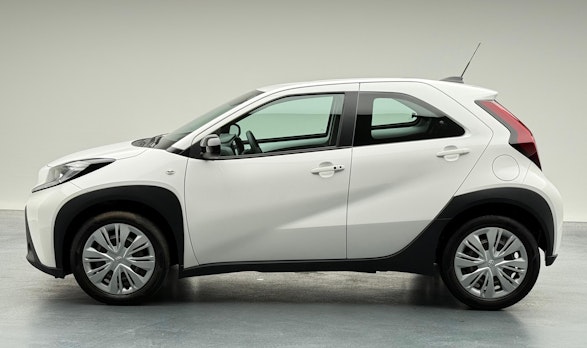 TOYOTA Aygo X 1.0 VVT-i Comfort 3