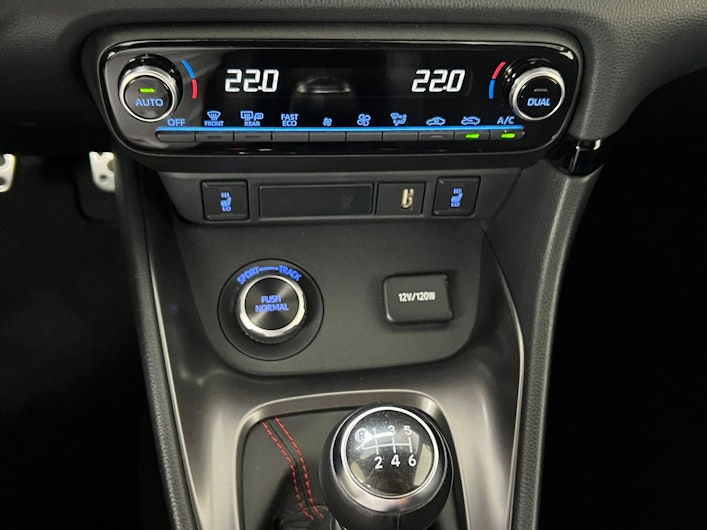 Vehicle image TOYOTA GR YARIS