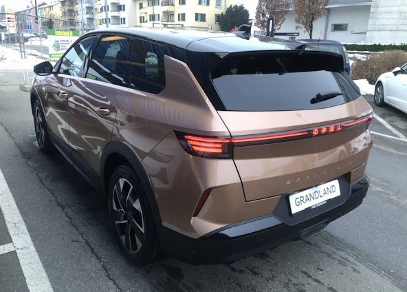 Vehicle image 13 Vehicle image 13