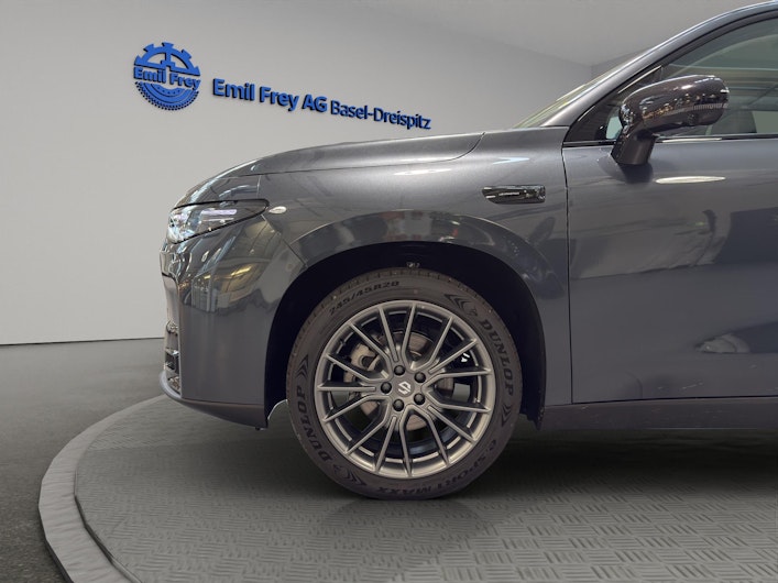 Vehicle image LEAPMOTOR C10