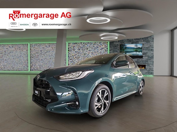 First vehicle image