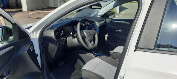 Vehicle image 10 Vehicle image 10