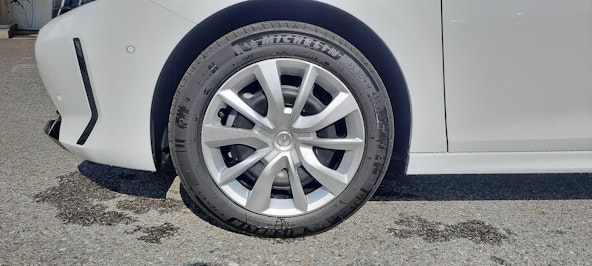 Vehicle image 8 Vehicle image 8