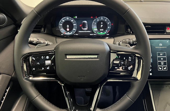 Vehicle image 3 Vehicle image 3