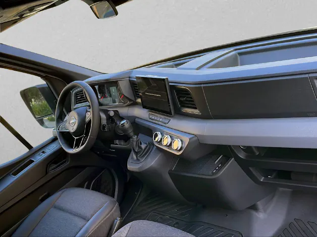 Nissan Interstar 3.5T L2H1 Brückenwagen 2.0 DCI
