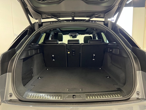 Vehicle image 11 Vehicle image 11