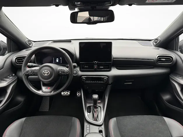 Toyota Yaris 1.5 VVT-i HSD GR Sport