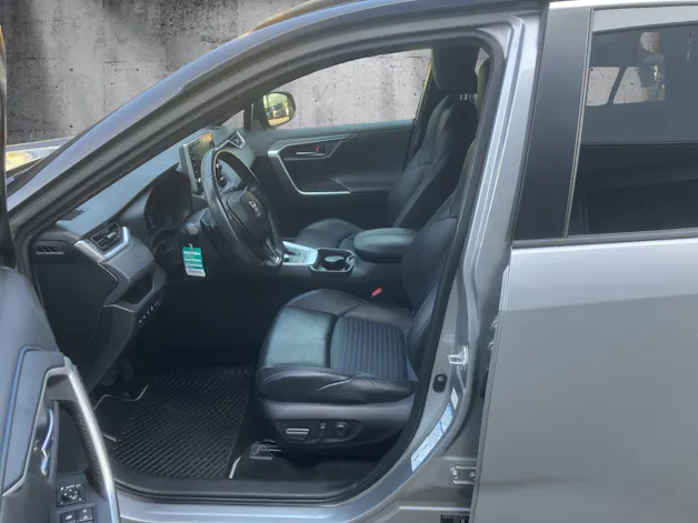 Toyota RAV4 2.5 HSD Style