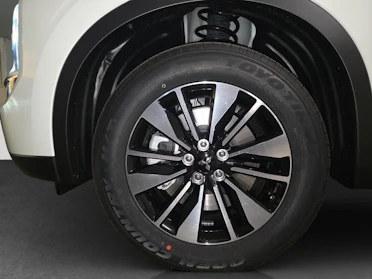 MITSUBISHI OUTLANDER 14