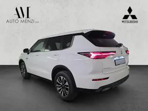 Mitsubishi Outlander 2.4 PHEV Invite 4x4