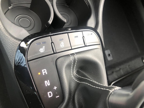 Vehicle image 8 Vehicle image 8